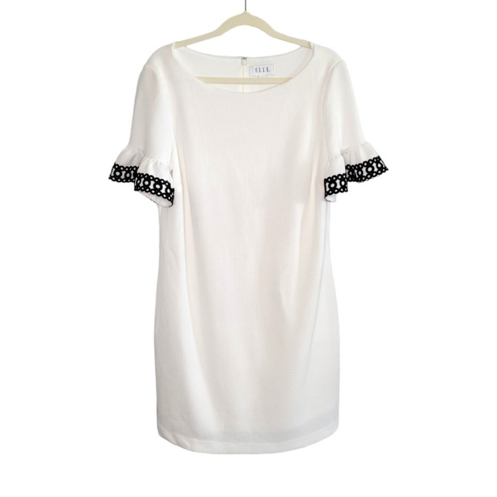 Elle White Textured Ruffle Sleeve Knee Length Dress Women's Size L Black Trim